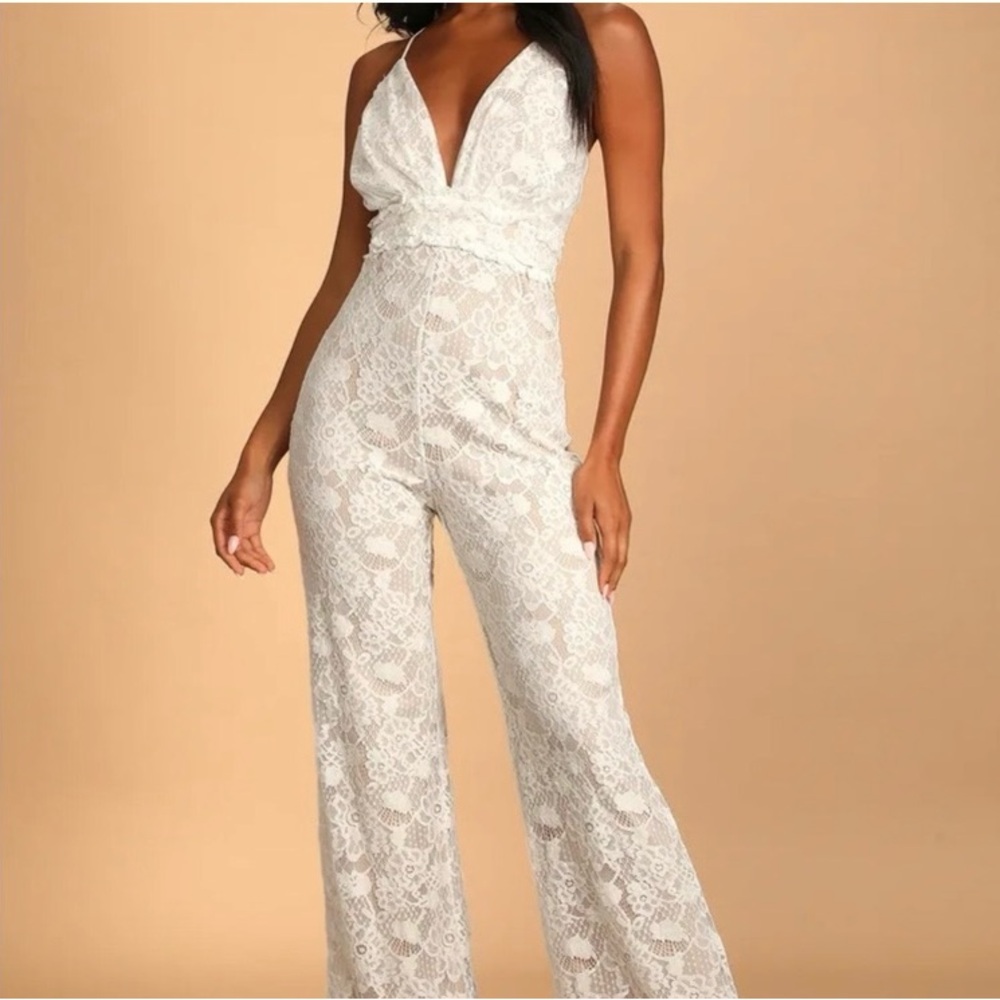 Lulu’s Always Love You Beige and White Lace Wide-Leg Jumpsuit NWT Small